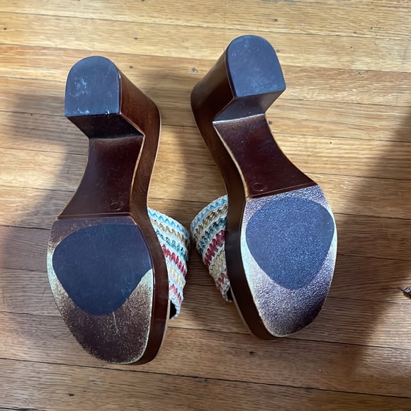 Steve Madden Slip On Platform Sandal - Picture 7 of 7